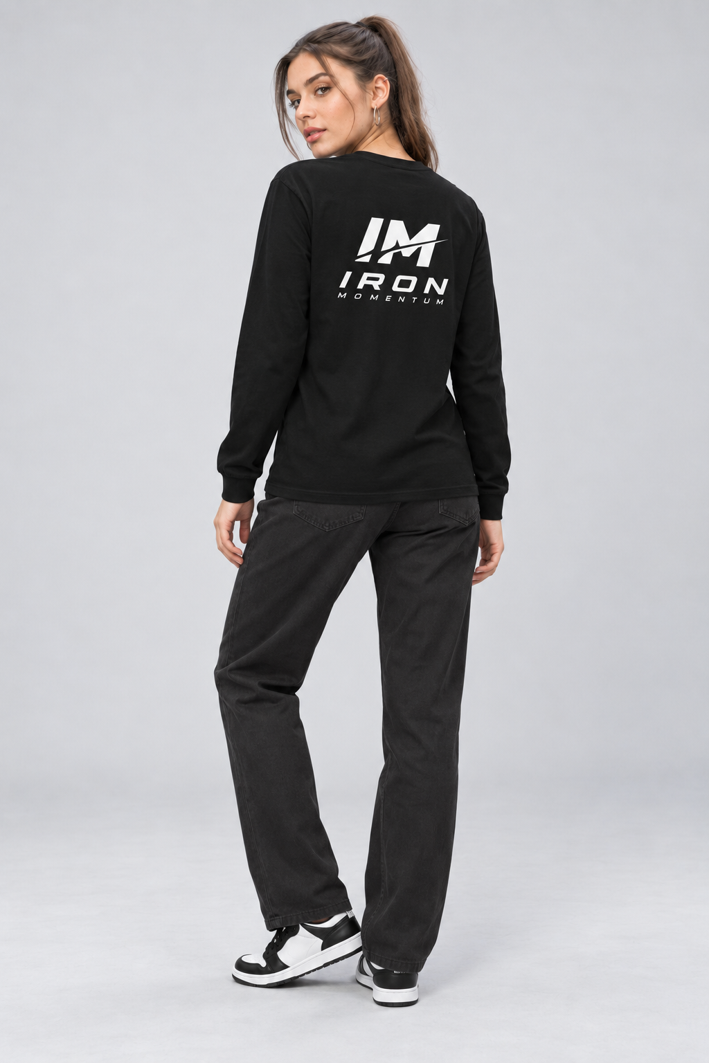 IM Essential Long Sleeve Tee